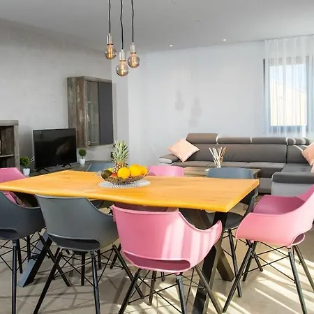 Moderno Ureden Novi Apartman Lucija Apartment Rovinj