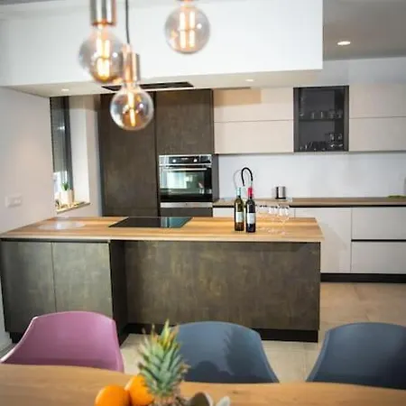 Moderno Ureden Novi Apartman Lucija * Rovinj