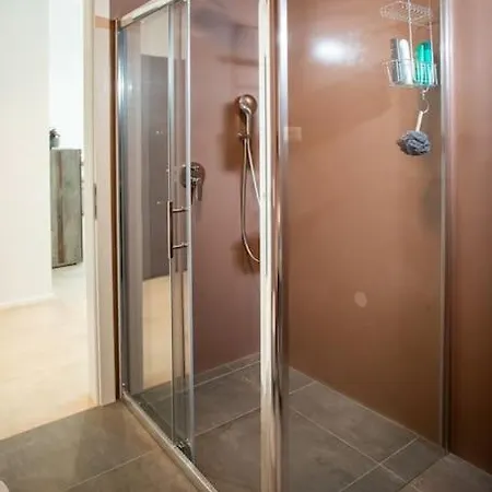 Apartment Moderno Ureden Novi Apartman Lucija *